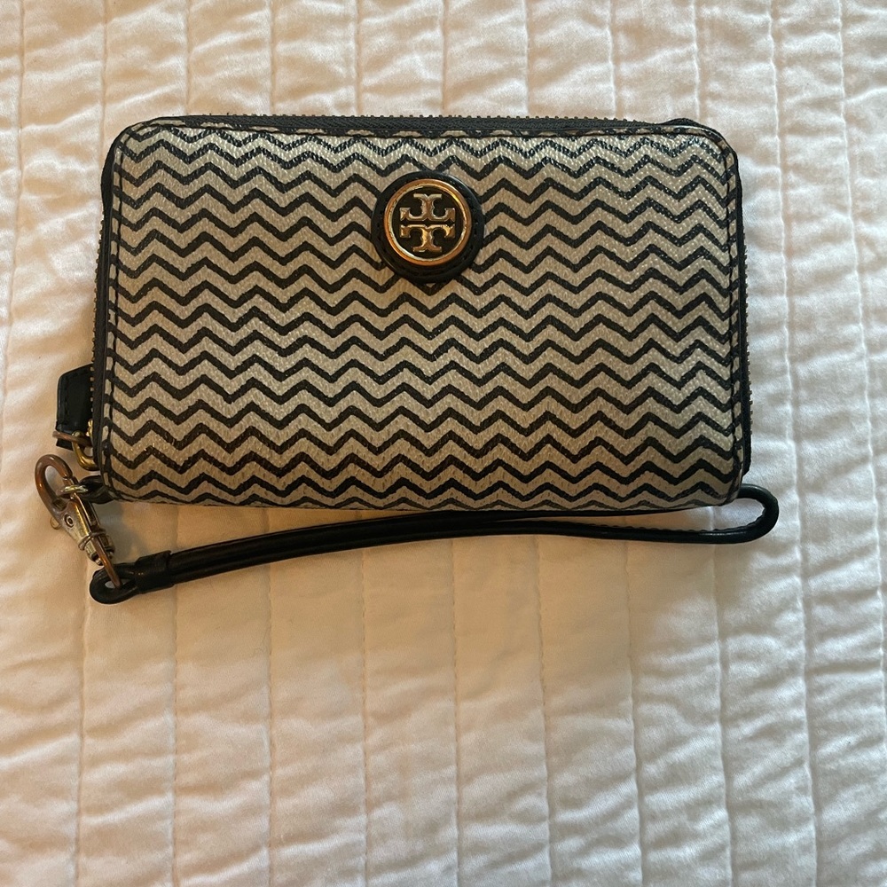 Tory Burch wristlet